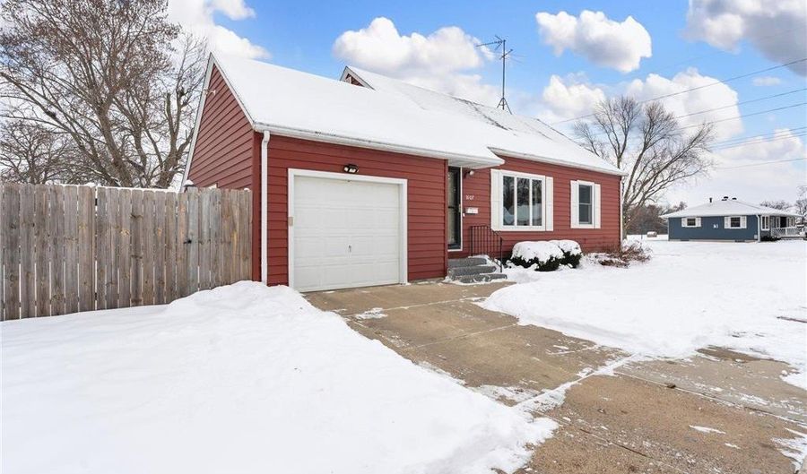 1607 7th St SE, Austin, MN 55912 - 3 Beds, 2 Bath