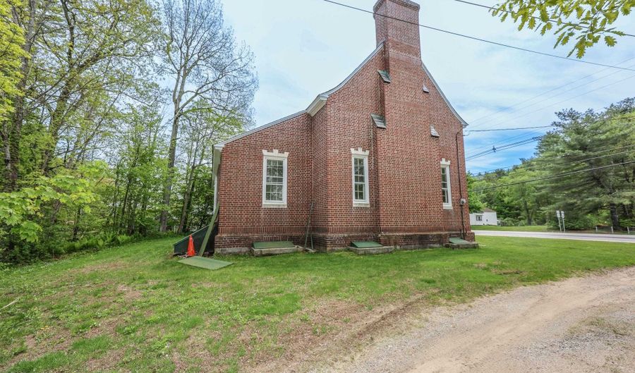 248 King St, Boscawen, NH 03303 - 0 Beds, 1 Bath