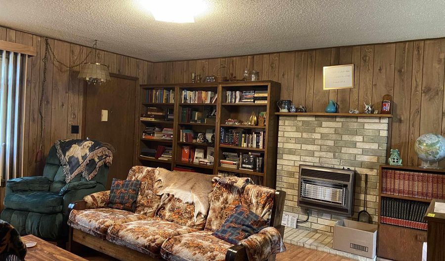 260 River St, Arkadelphia, AR 71923 - 3 Beds, 2 Bath