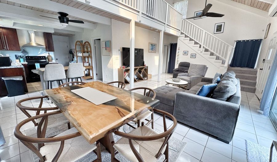 76-227 E ROYAL POINCIANA Dr B, Kailua Kona, HI 96740 - 3 Beds, 2 Bath