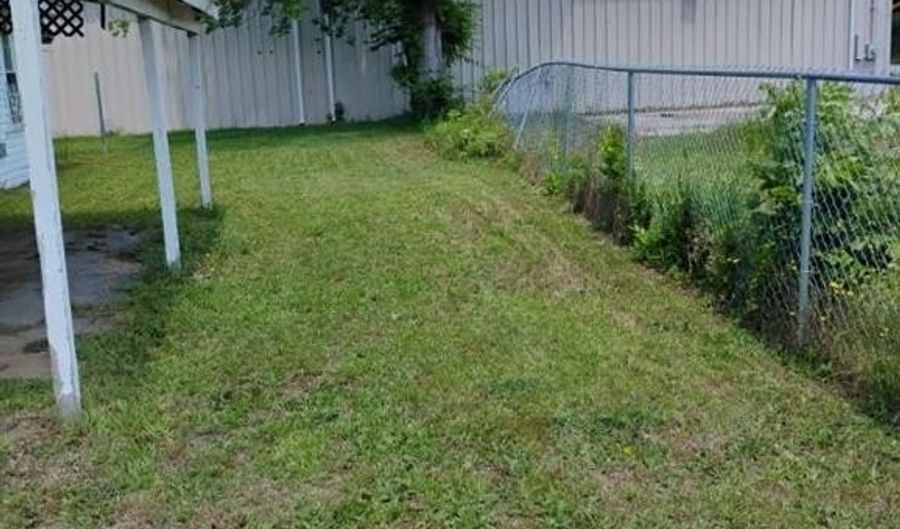 1111 Hartley St, Macon, GA 31206 - 2 Beds, 1 Bath