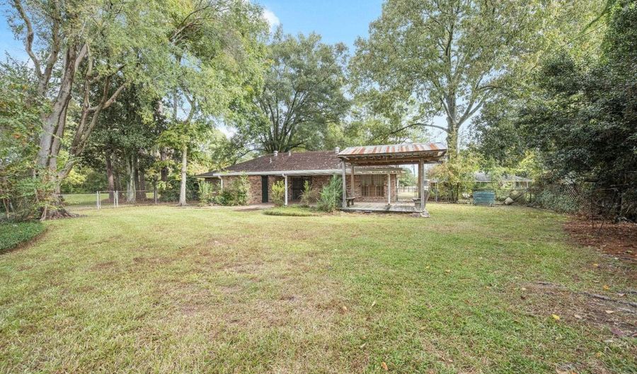 10836 Mollylea Dr, Baton Rouge, LA 70815 - 3 Beds, 2 Bath