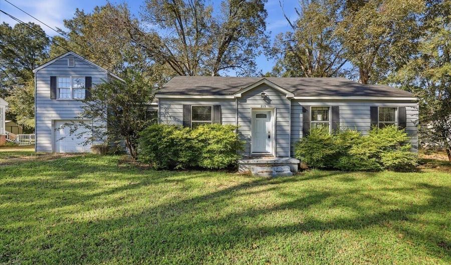 213 E Madison St, Bolton, MS 39041 - 2 Beds, 1 Bath