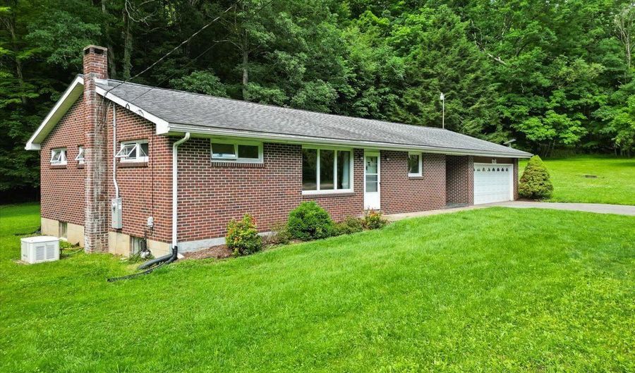 3623 BEAR CREEK Rd, Accident, MD 21520 - 3 Beds, 2 Bath