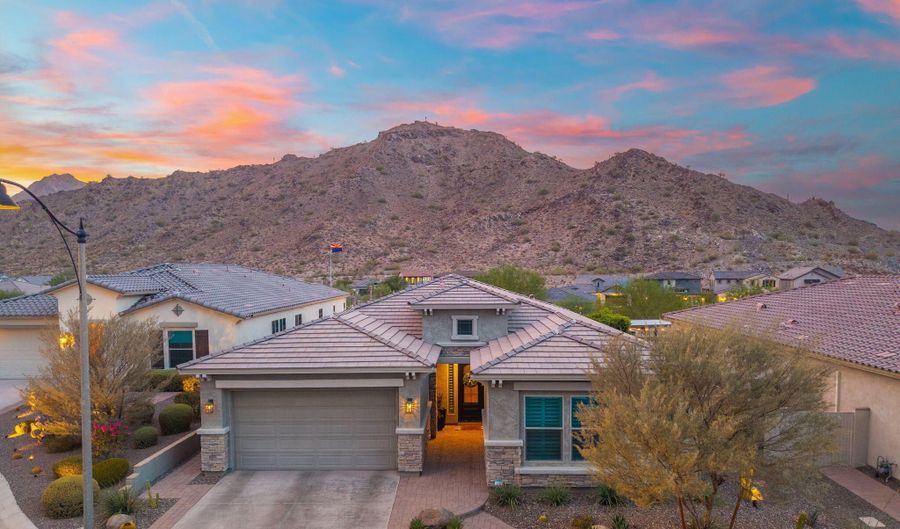 21288 W MEADOWBROOK Ave, Buckeye, AZ 85396 - 3 Beds, 3 Bath