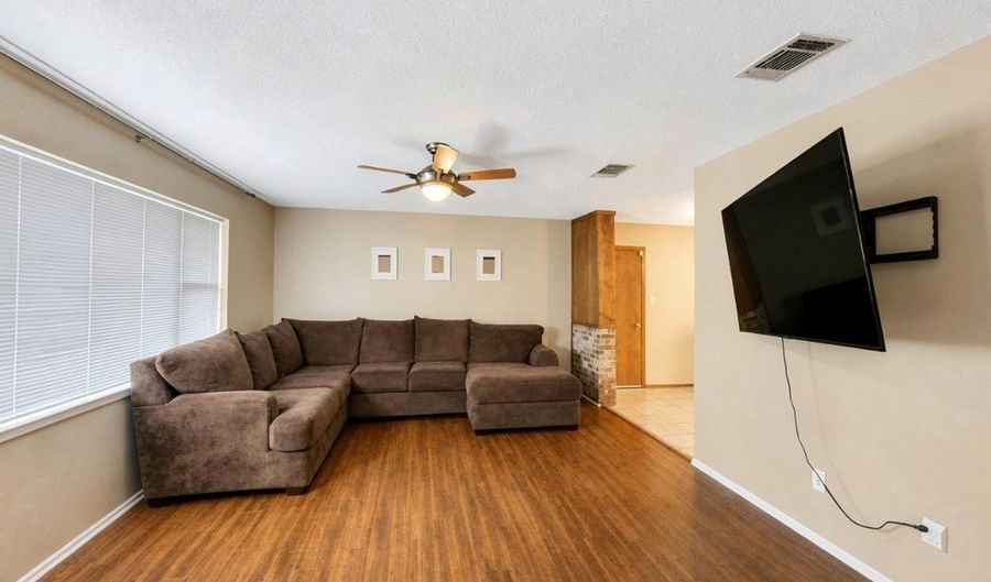 507 E Harriet, Alpine, TX 79830 - 3 Beds, 2 Bath