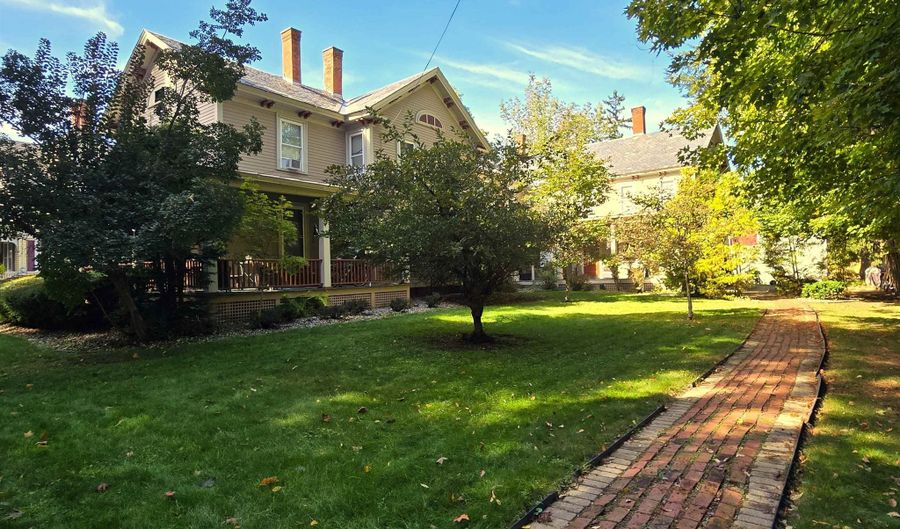 50 Terrace St, Brattleboro, VT 05301 - 7 Beds, 7 Bath