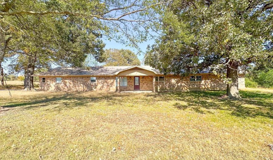 5082 FM 44 W, De Kalb, TX 75559 - 4 Beds, 3 Bath