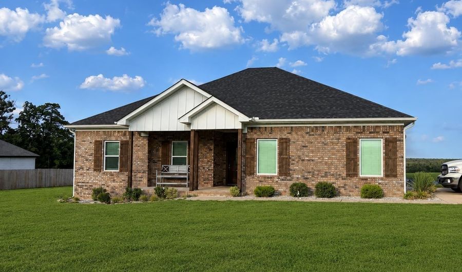 26948 S Sardis Rd, Bauxite, AR 72011 - 4 Beds, 3 Bath