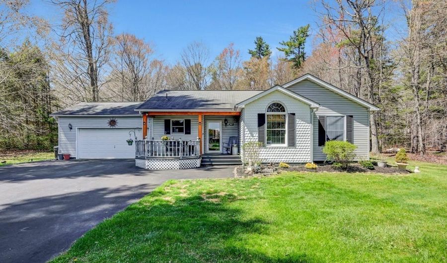 167 Anna Rd, Blakeslee, PA 18610 - 3 Beds, 2 Bath