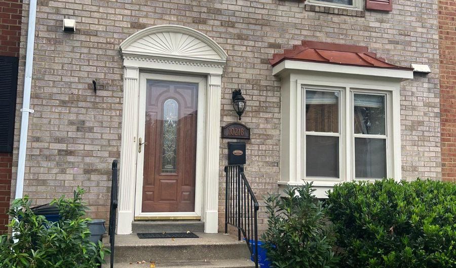 10218 ARIZONA Cir 16, Bethesda, MD 20817 - 3 Beds, 4 Bath