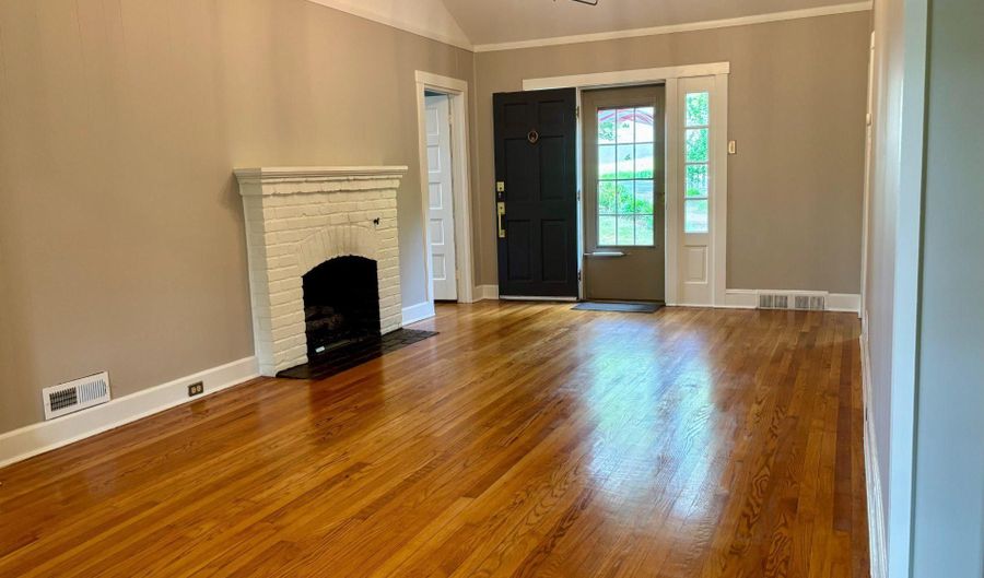 155 RIDGEWAY Cir, Arnold, MD 21012 - 4 Beds, 2 Bath
