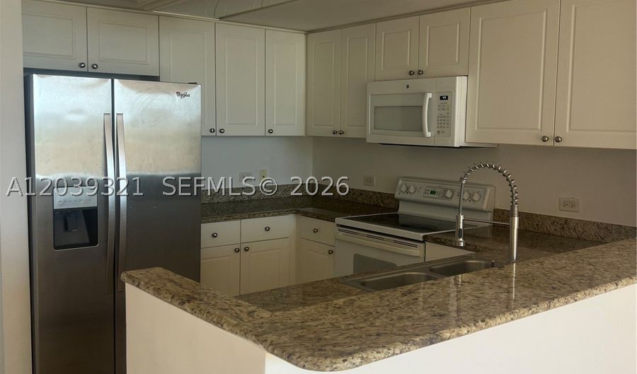 19501 W Country Club Dr 611, Aventura, FL 33180 - 1 Beds, 1 Bath