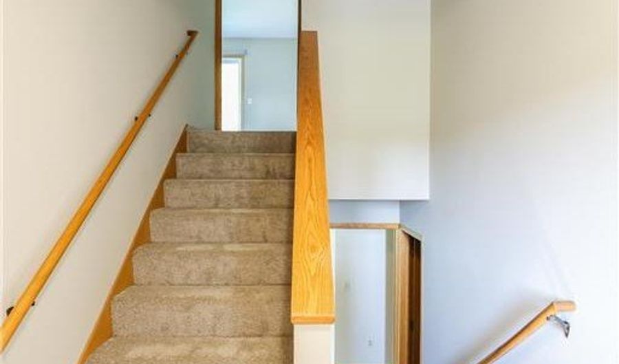 13752 Round Lake Blvd NW, Andover, MN 55304 - 5 Beds, 0 Bath