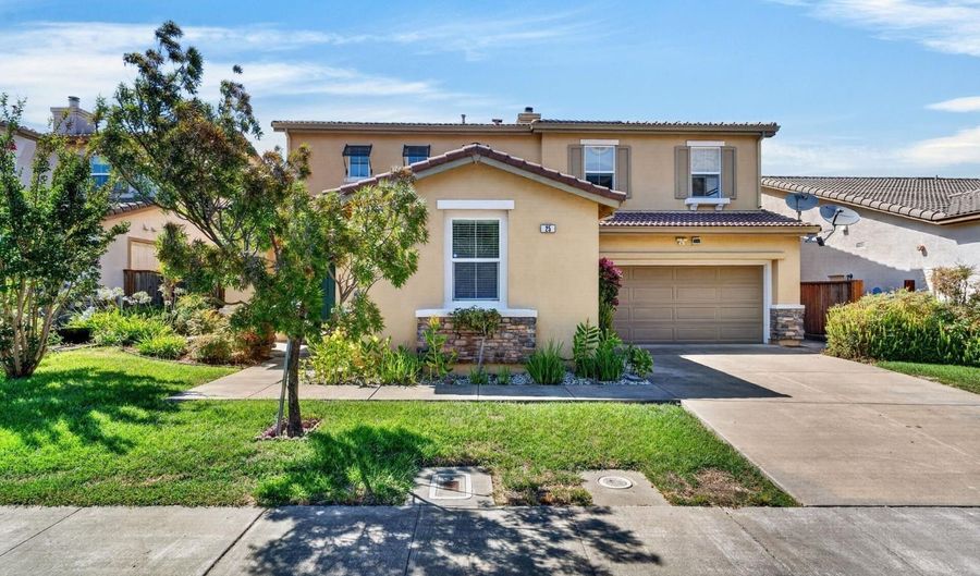 25 Palazzo Way, American Canyon, CA 94503 - 5 Beds, 3 Bath