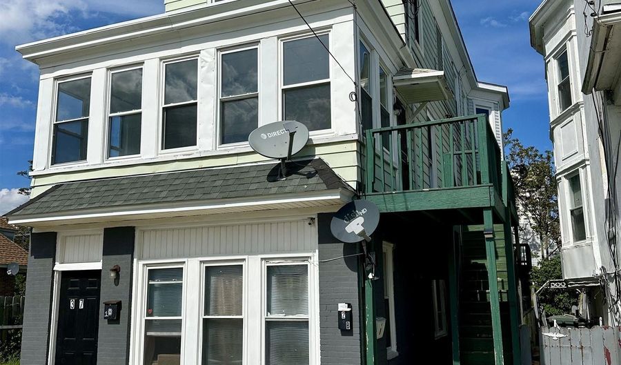 37 N Massachusetts Ave Ave, Atlantic City, NJ 08401 - 4 Beds, 2 Bath