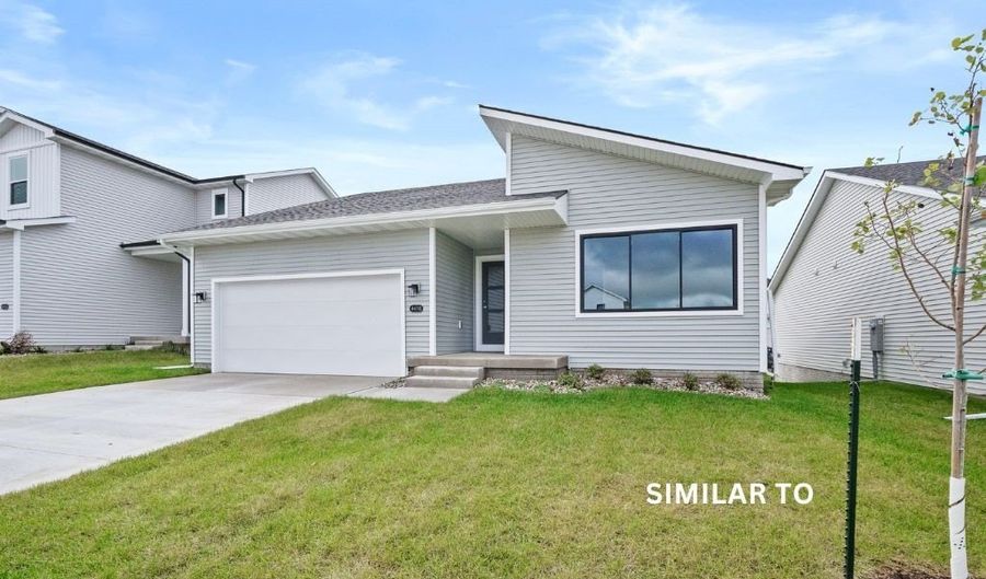 1927 20th Ave SE, Altoona, IA 50009 - 3 Beds, 2 Bath
