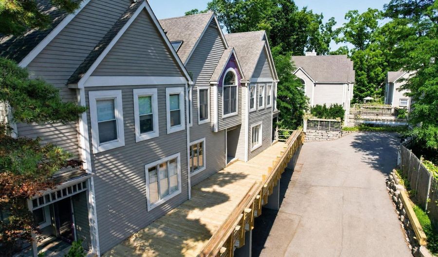 623 N 5th Ave, Ann Arbor, MI 48104 - 2 Beds, 3 Bath