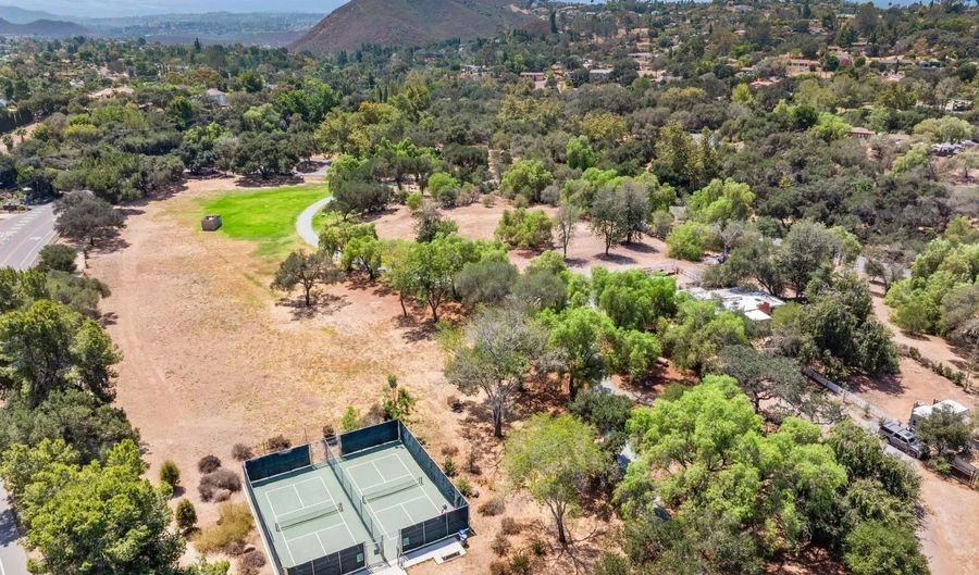 2744 Felicita, Escondido, CA 92029 - 4 Beds, 3 Bath
