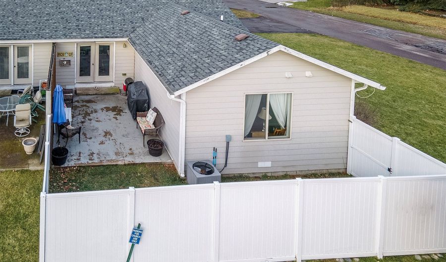 112 O'Brien Ter A, Bigfork, MT 59911 - 2 Beds, 2 Bath