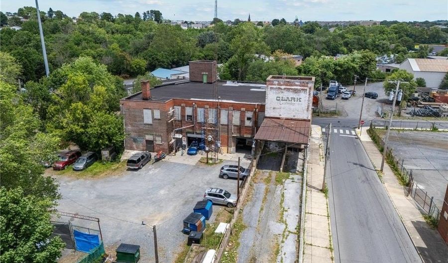 365 Whitehall St, Allentown, PA 18102 - 0 Beds, 0 Bath