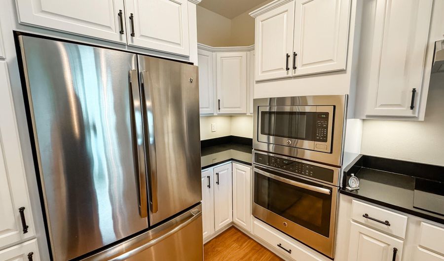 2205 Green Hills Dr 1403, Ames, IA 50014 - 2 Beds, 2 Bath