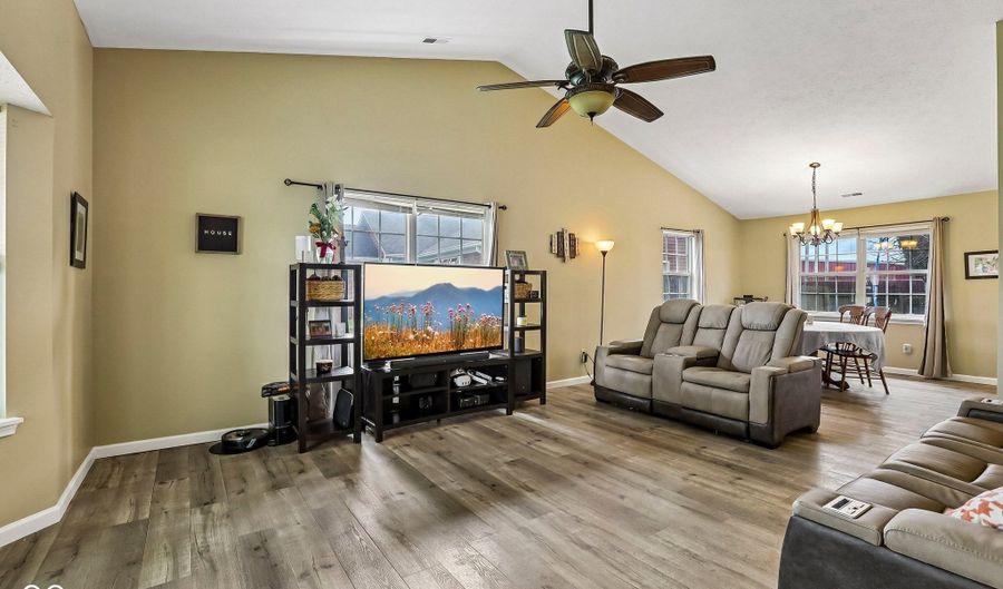 102 Westview Pl, Bargersville, IN 46106 - 3 Beds, 3 Bath