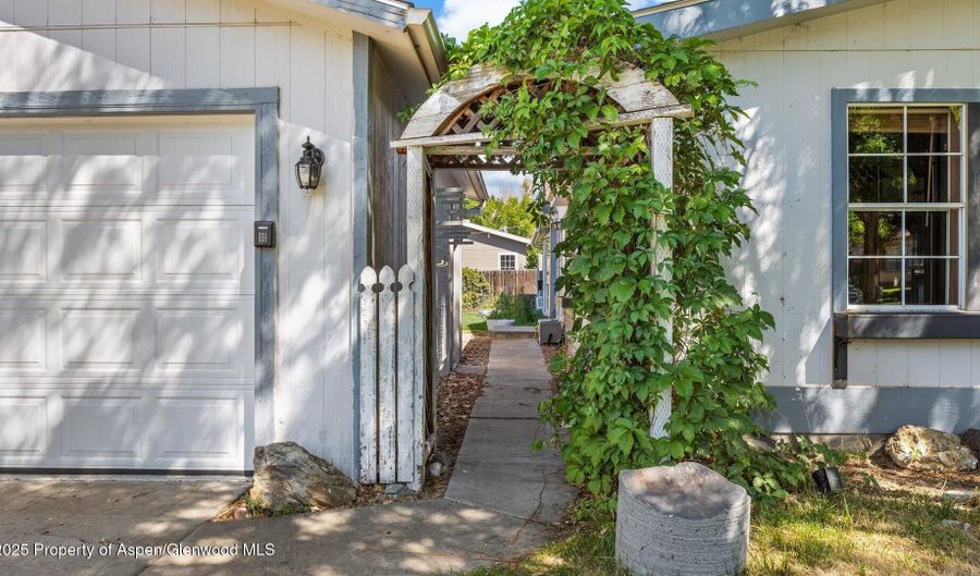 61 Cedar Cir, Battlement Mesa, CO 81635 - 3 Beds, 2 Bath