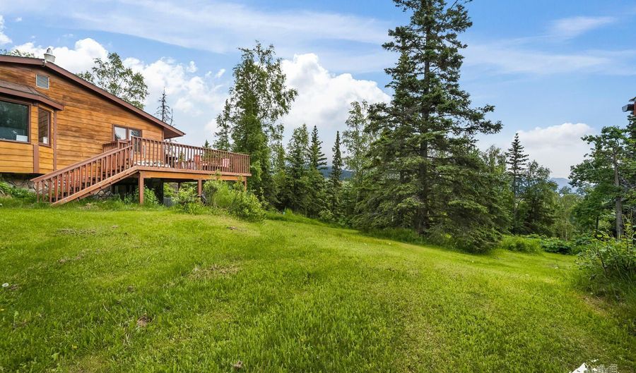 5510 Griffin Rd, Anchorage, AK 99516 - 4 Beds, 2 Bath