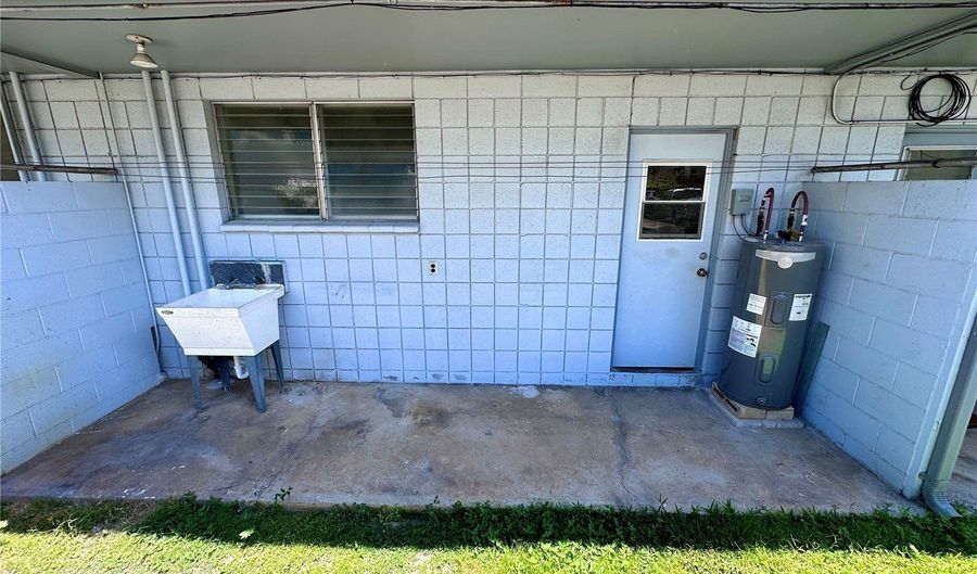 1920 Young St 2, Honolulu, HI 96826 - 1 Beds, 1 Bath