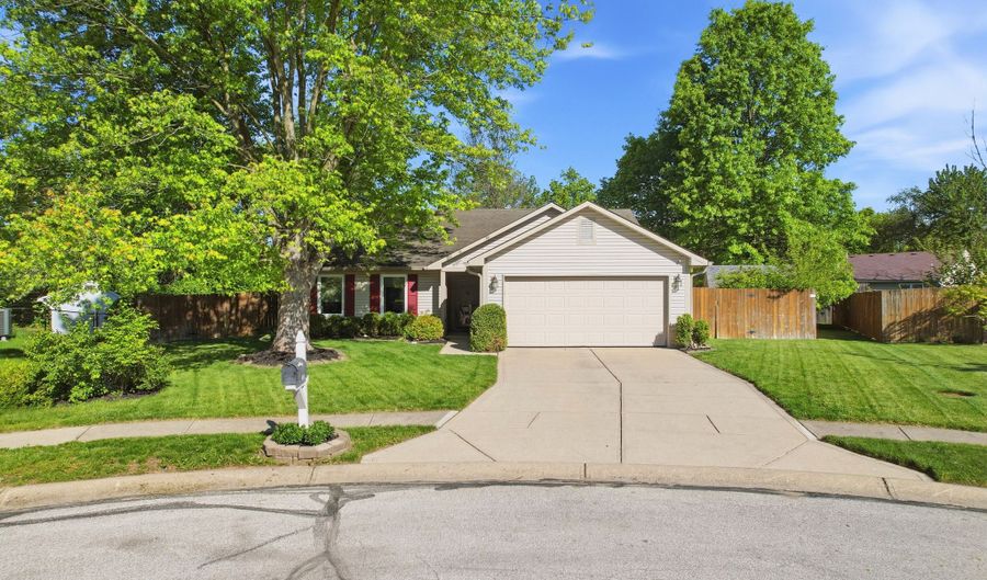 7255 Woodmill Ct, Avon, IN 46123 - 3 Beds, 2 Bath