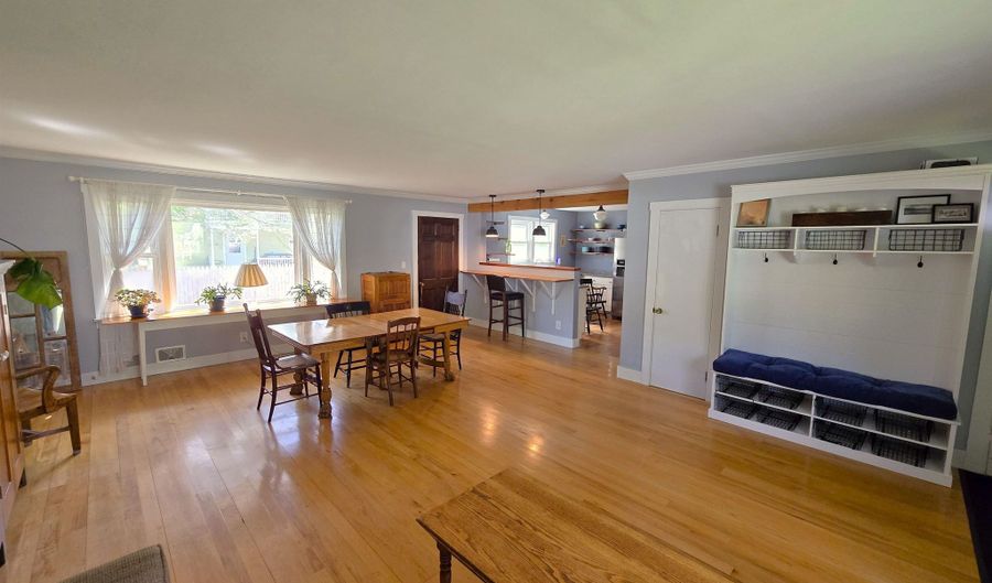 25 Speno Ct, Brattleboro, VT 05301 - 3 Beds, 2 Bath