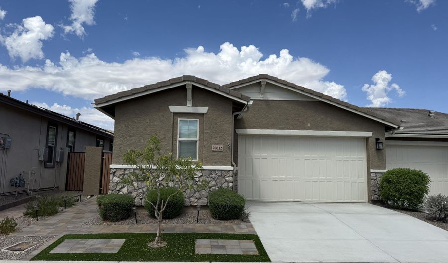 20612 W ORMONDO Way, Buckeye, AZ 85396 - 2 Beds, 3 Bath