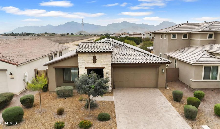 11665 W LEVI Dr, Avondale, AZ 85323 - 3 Beds, 3 Bath