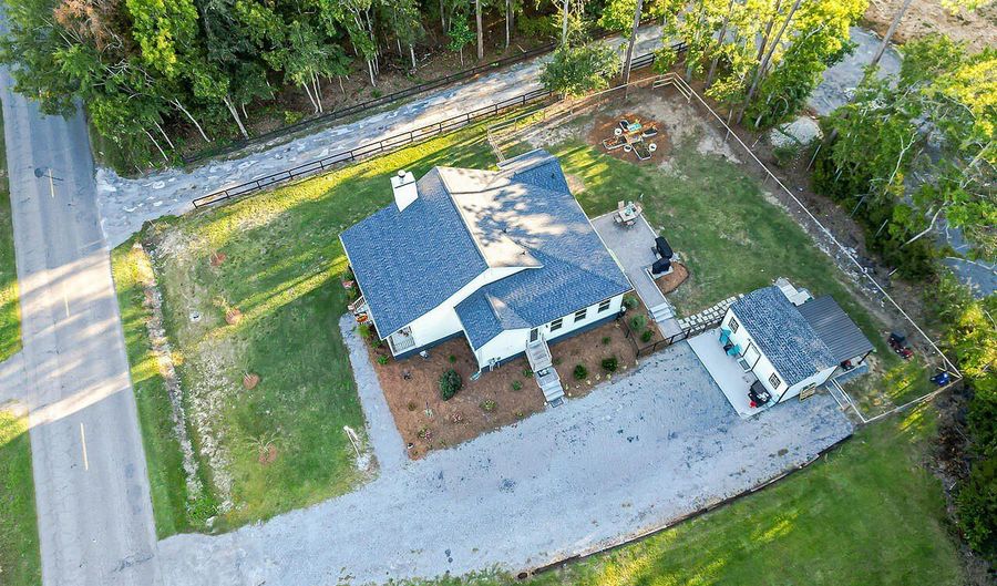 505 Butter Rd, Bonneau, SC 29431 - 3 Beds, 2 Bath