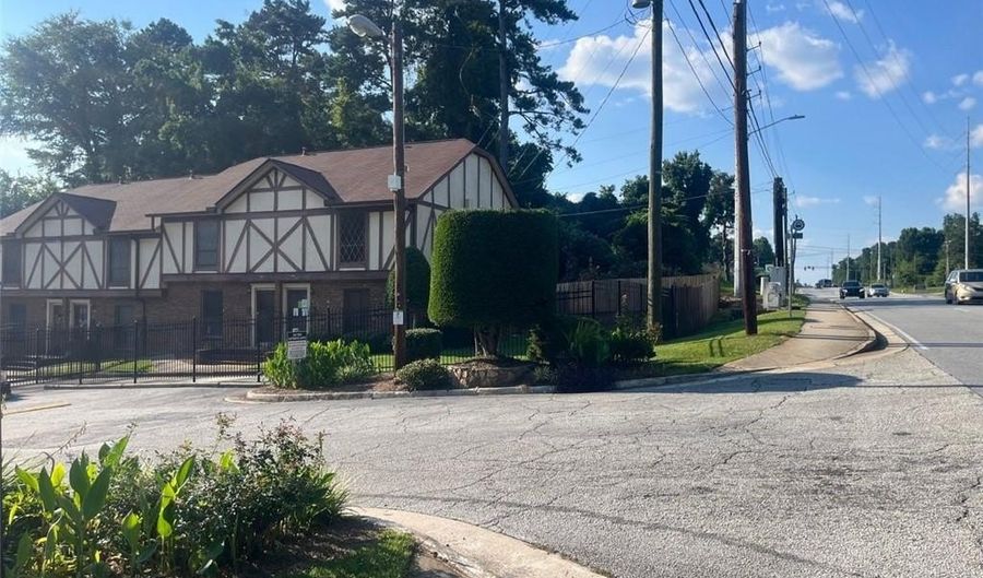 3244 ABBEYWOOD Dr, Decatur, GA 30034 - 2 Beds, 2 Bath