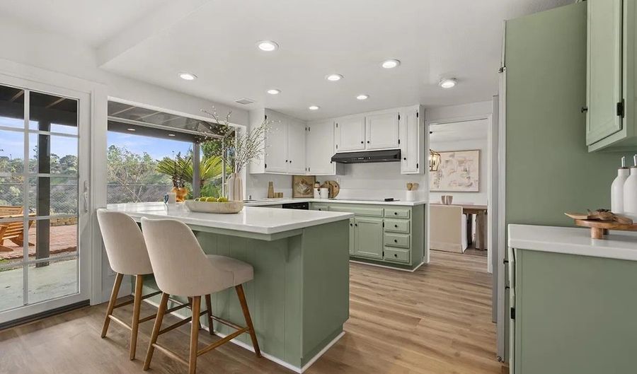 3605 Syracuse Ave, San Diego, CA 92122 - 5 Beds, 3 Bath