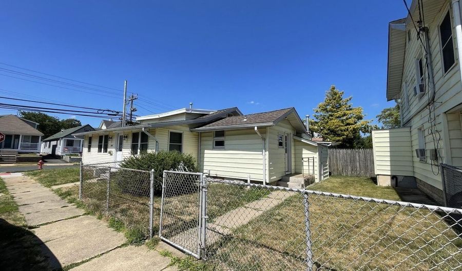 1800-1802 Pine Ter, Belmar, NJ 07719 - 6 Beds, 3 Bath