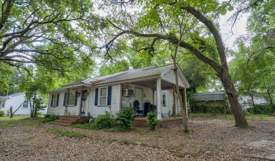 441 Byrnes Ln, Allendale, SC 29810 - 3 Beds, 1 Bath