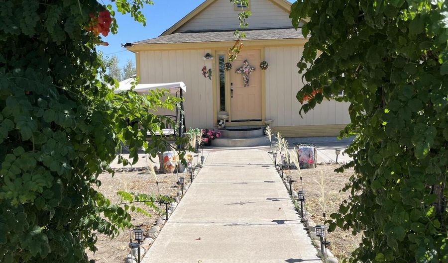 825 Babb Pl, Fallon, NV 89406 - 3 Beds, 2 Bath