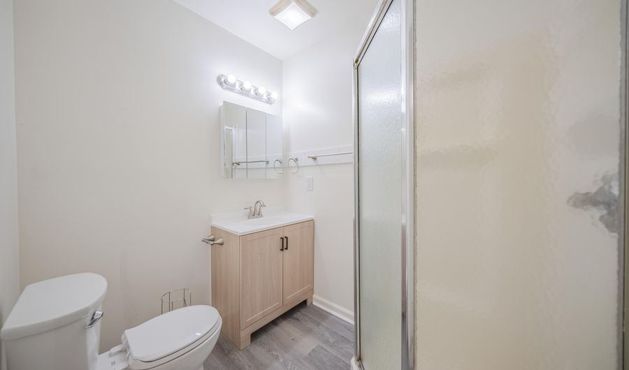 2472 Hawks Ave 2, Ann Arbor, MI 48108 - 2 Beds, 1 Bath
