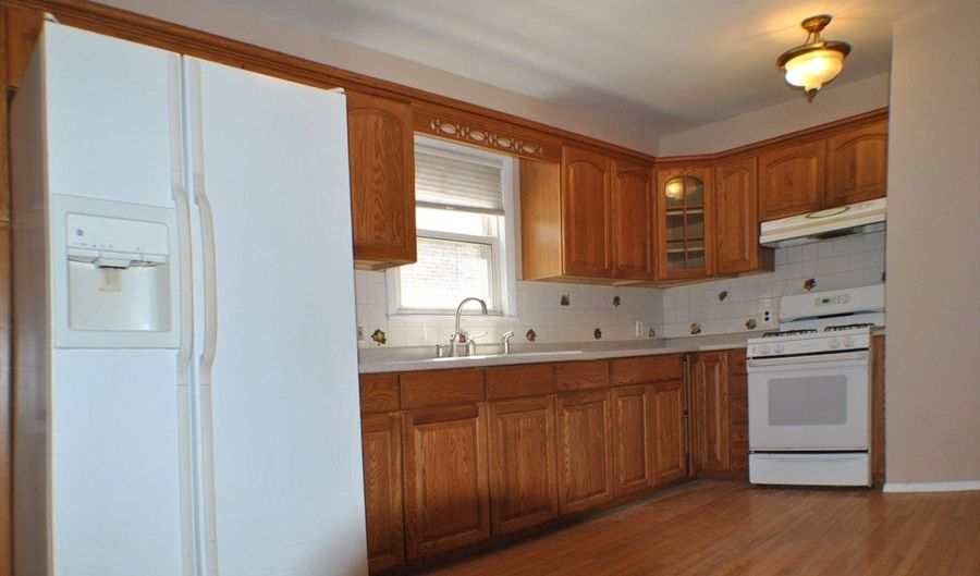 23 Kenney St 1, Boston, MA 02130 - 3 Beds, 1 Bath