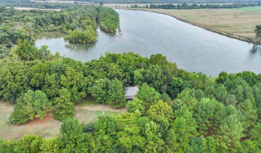 650 Gainer Fry, Batesville, AR 72501 - 2 Beds, 2 Bath