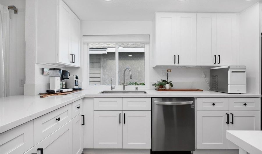 803 Skysail Ave, Carlsbad, CA 92011 - 3 Beds, 2 Bath