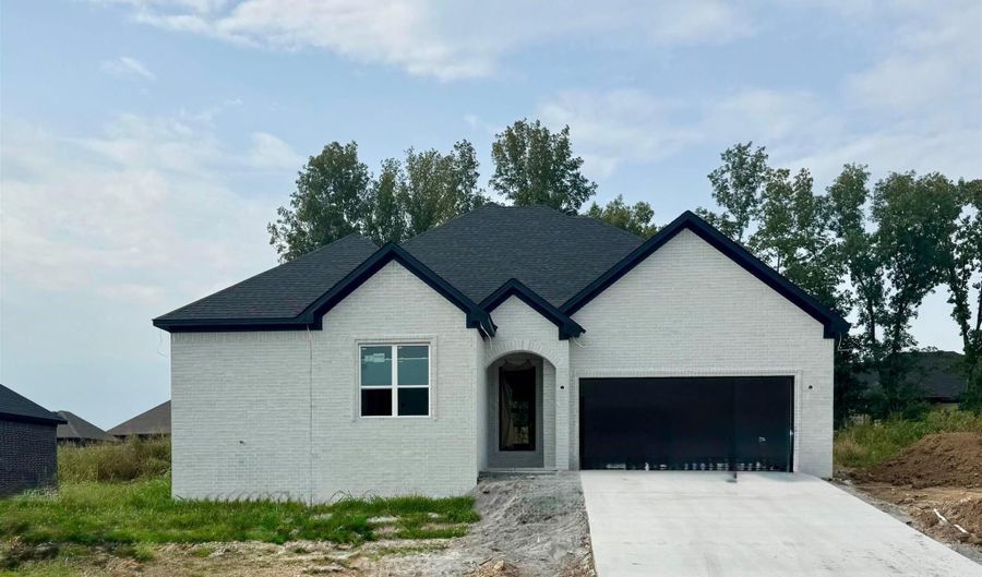 105 Michael Dr, Beebe, AR 72012 - 4 Beds, 3 Bath