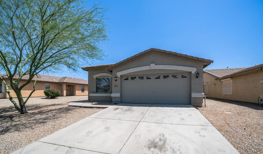 2127 W HASAN Dr, Phoenix, AZ 85041 - 3 Beds, 2 Bath