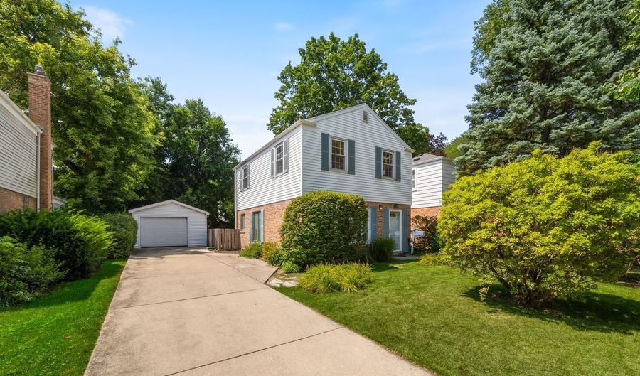 534 S Dryden Pl, Arlington Heights, IL 60005 - 3 Beds, 2 Bath