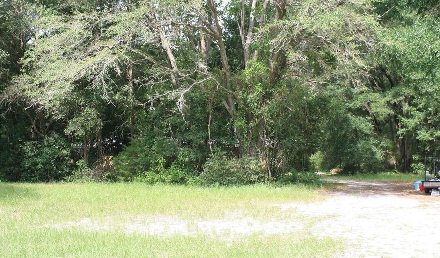 9113 SW 132ND St, Archer, FL 32618 - 3 Beds, 2 Bath