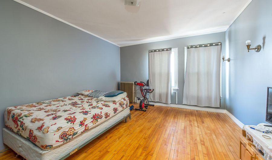 31 Drummond St, Auburn, ME 04210 - 0 Beds, 2 Bath