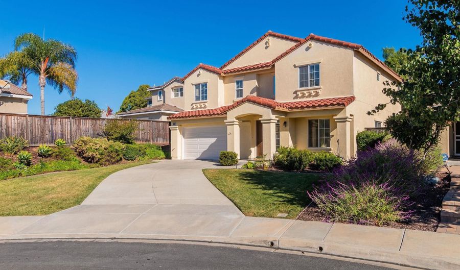 5088 Mendip St, Oceanside, CA 92057 - 3 Beds, 3 Bath